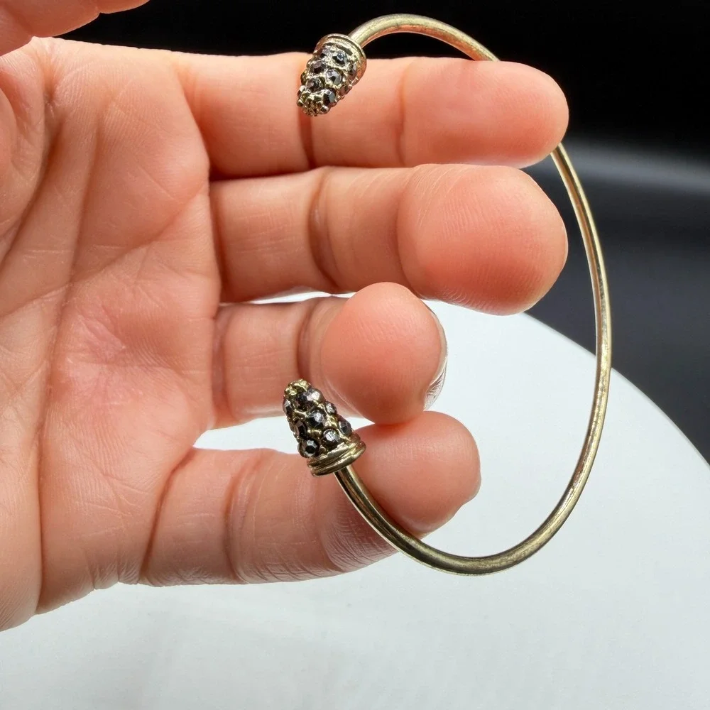 N/A gold tone